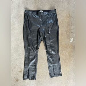 Abercrombie & Fitch The Skinny Ultra High Rise Vegan Leather Black Size 35|20L